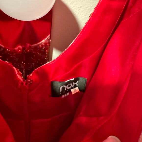 red prom dress - Picture 2 of 3